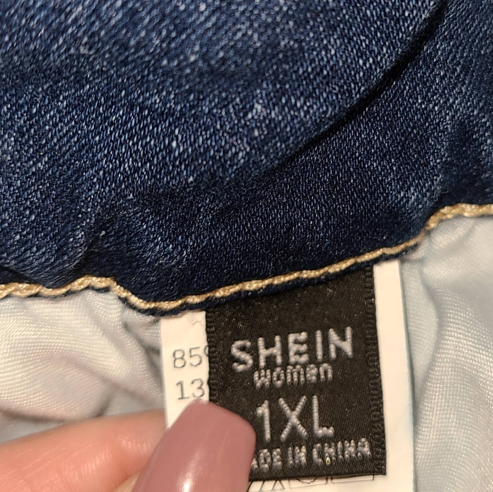 Shein 1X Blue Stretch Distressed Jeans - Picture 10 of 11